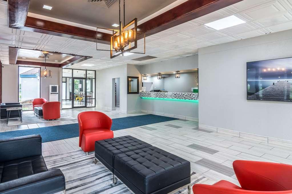 Rest And Relax Inn Ferry Pass Interior photo
