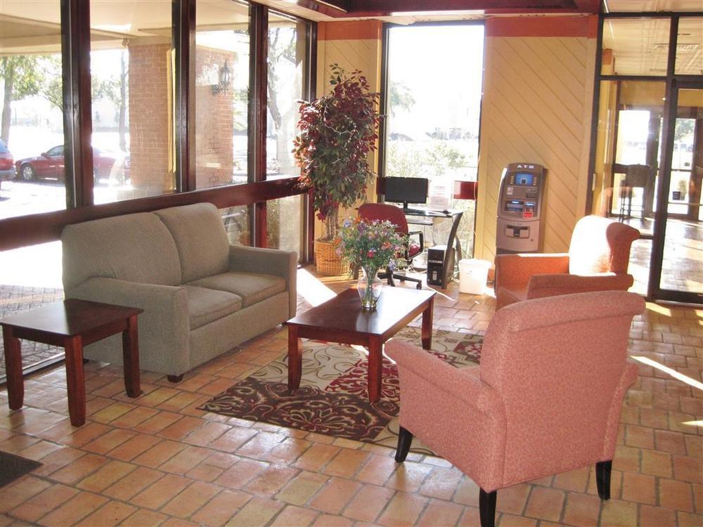 Rest And Relax Inn Ferry Pass Interior photo