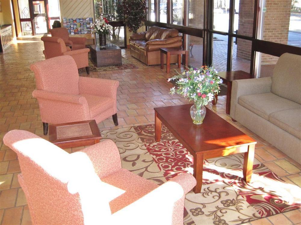 Rest And Relax Inn Ferry Pass Interior photo