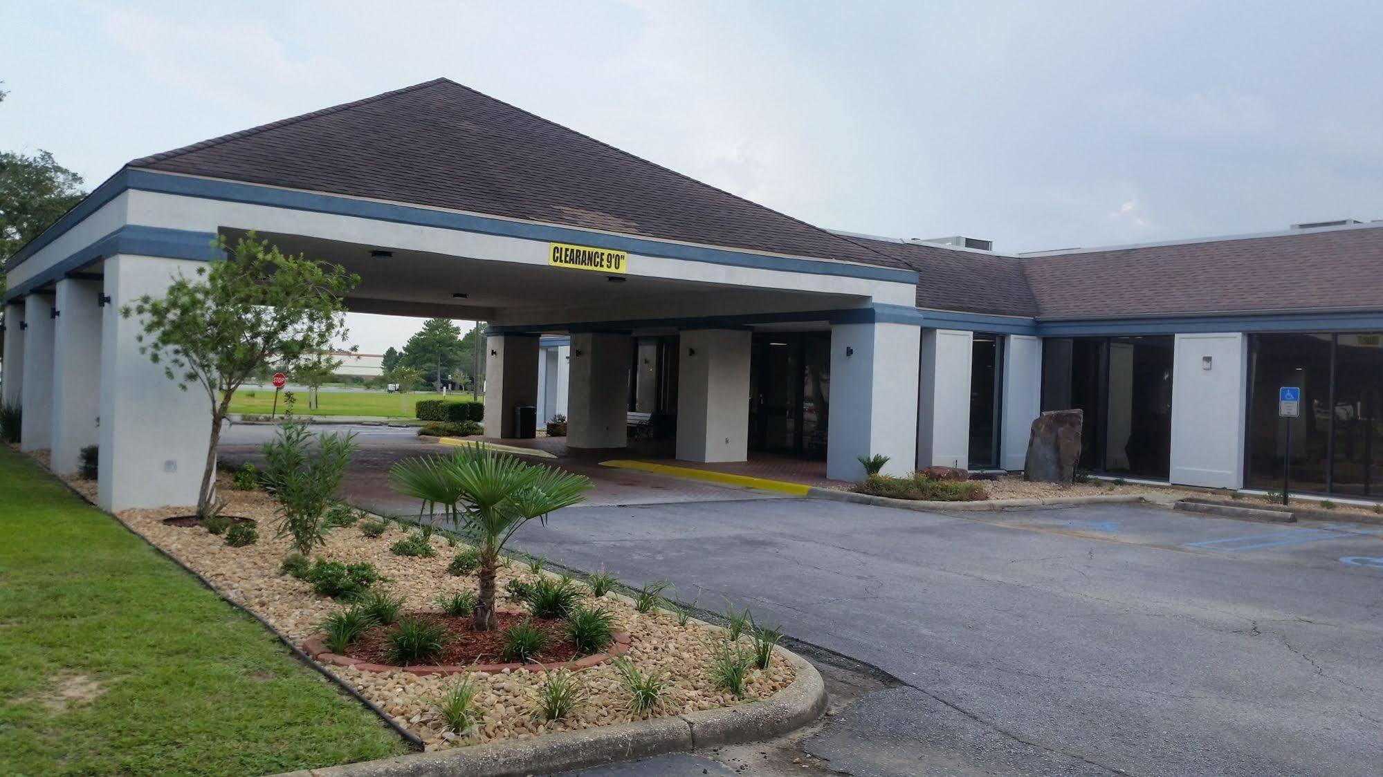Rest And Relax Inn Ferry Pass Exterior photo